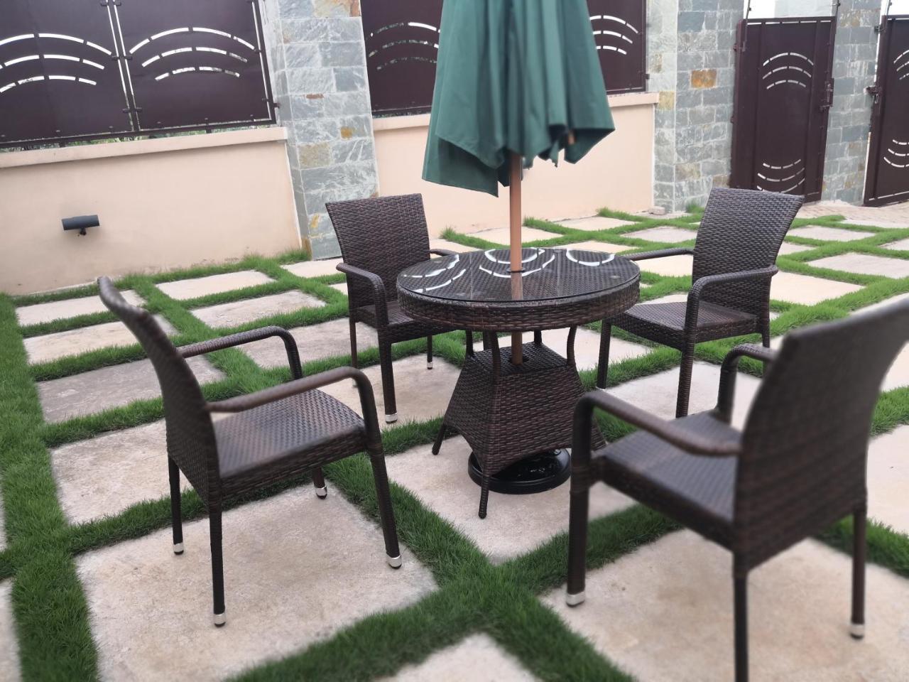 קומסי Frederick'S Lodge מראה חיצוני תמונה